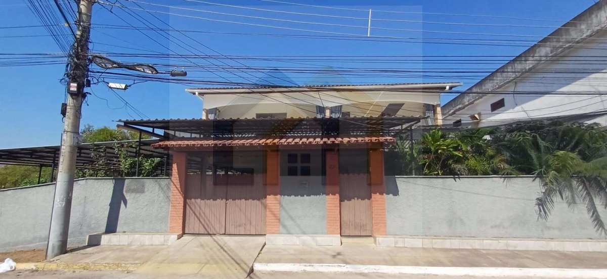 Casa em Cardoso Moreira, com 4 quartos - Moradda Imobiliária